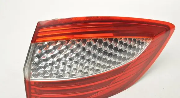Ford Mondeo MK IV Rear/tail lights 7S7113404B