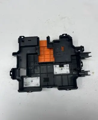 Hyundai Tucson IV NX4 Fuse box cover P0375-14010