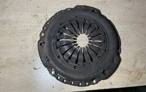 Opel Astra G Pressure plate 