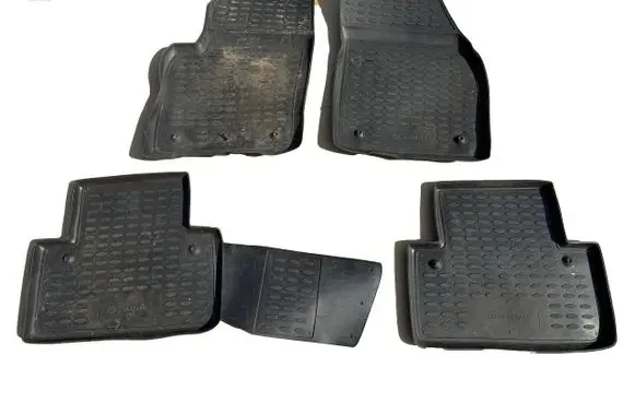 Volvo V50 Car floor mat set 