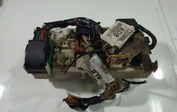 Ford C-MAX I Fuse box set 97RA000001