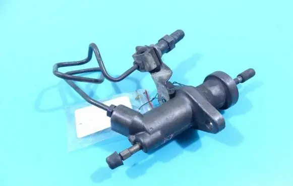 Clutch slave cylinder