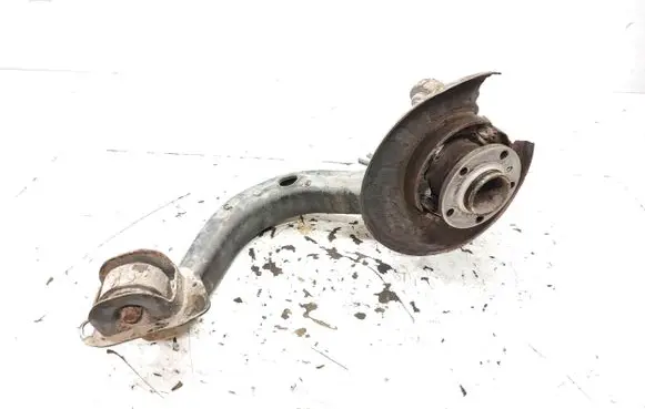 Rear wheel hub spindle/knuckle