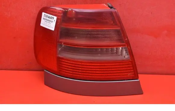 Audi A4 S4 B5 8D Rear/tail lights 0000