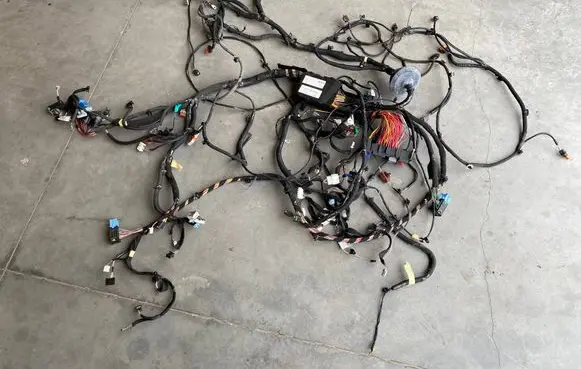 Renault Trafic III (X82) Other wiring loom 240140758R