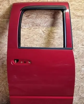 Dodge RAM 1500 DR Rear door