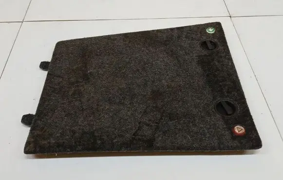 Skoda Octavia Mk2 (1Z) Other trunk/boot trim element 