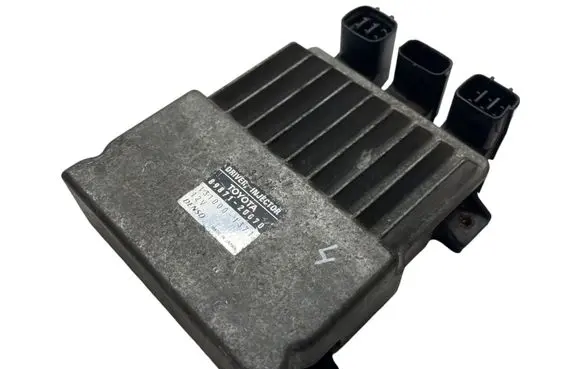 Toyota RAV 4 (XA30) Fuel injection control unit/module 8987120070 1310001371