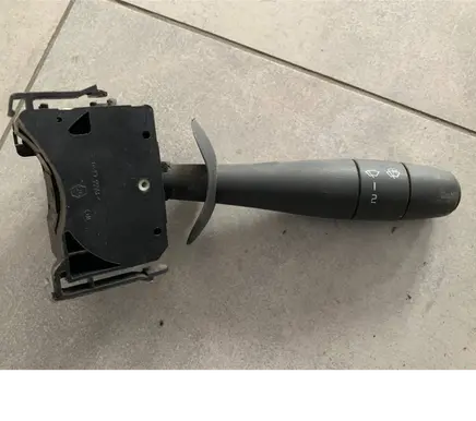Renault Trafic II (X83) Wiper control stalk 8200878348