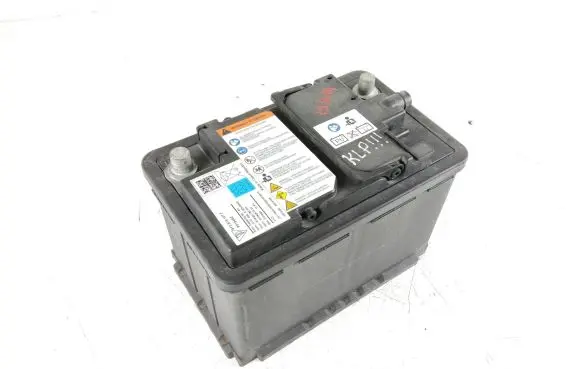 Porsche Cayenne (9Y0 9Y3) Car battery 9Y0915107F