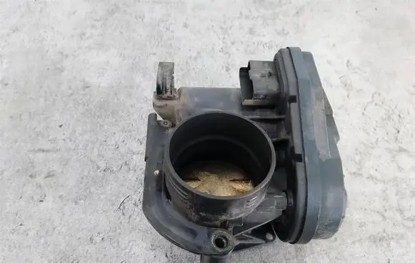 Citroen C4 I Throttle body valve 9649510080