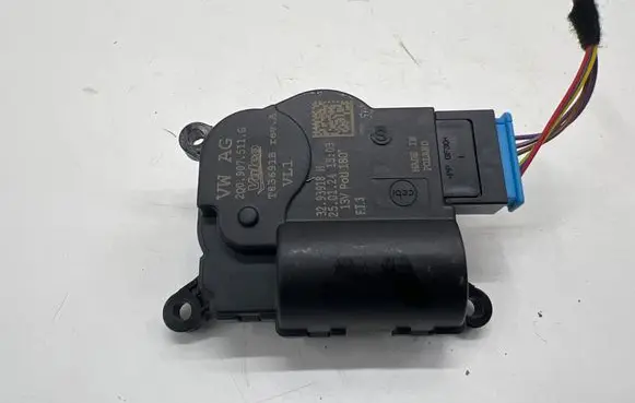Cupra Leon Air flap motor/actuator 2Q0907511G