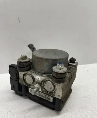 Nissan Note (E11) ABS Pump 476609U100 0265231732 493L6030706