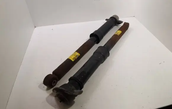 Rear shock absorber/damper