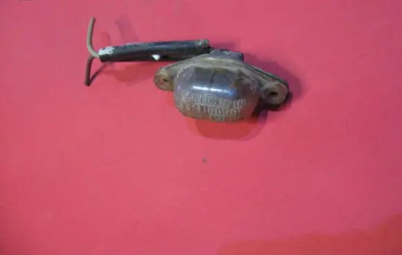 Nissan Sunny Number plate light 6099 E44009
