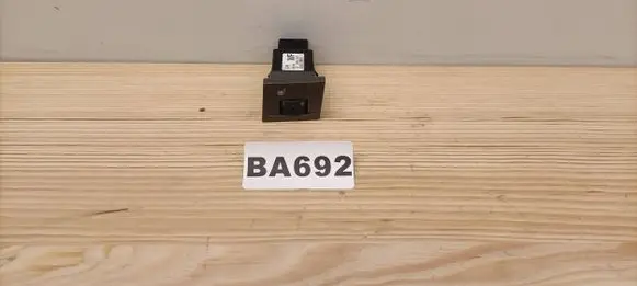 Opel Vectra C Seat heating switch 13138252