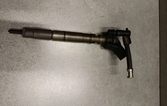 Audi A6 S6 C6 4F Fuel injector 0445115 059130277AH