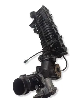 BMW 1 E82 E88 EGR valve 781087102