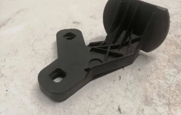 BMW 7 E38 Front bumper mounting bracket 51118193157
