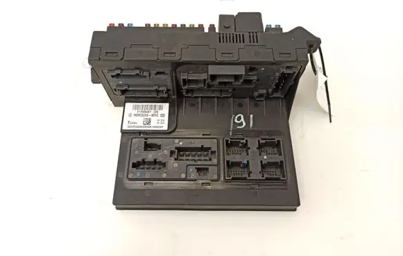 Mercedes-Benz E W211 Fuse module 2115454301