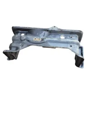 Gearbox mounting bracket