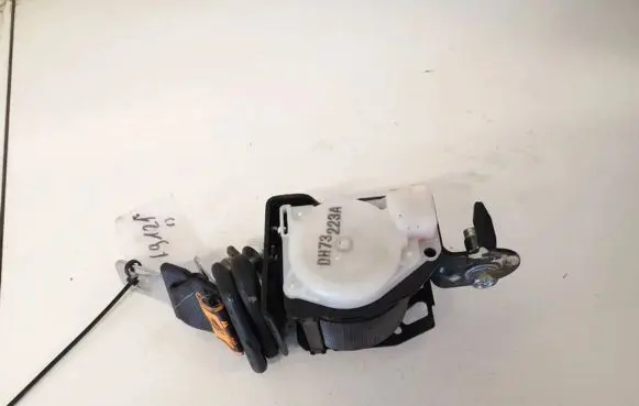 Mazda 6 Middle seatbelt (rear) rf2f