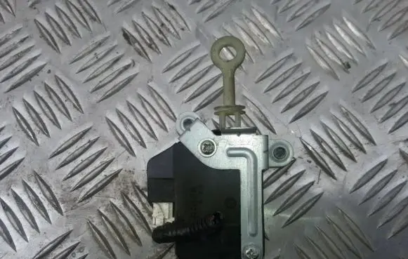 Toyota Aygo AB10 Central locking motor 