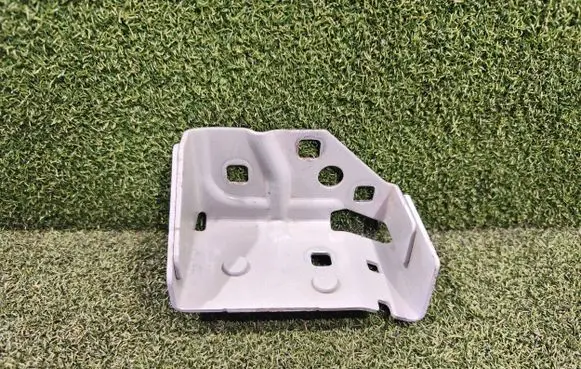 Renault Trafic III (X82) Fender mounting bracket 3512063R 93451643B 3512063RB