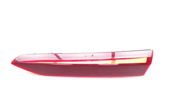Volkswagen ID.3 Tailgate rear/tail lights 10A945308A