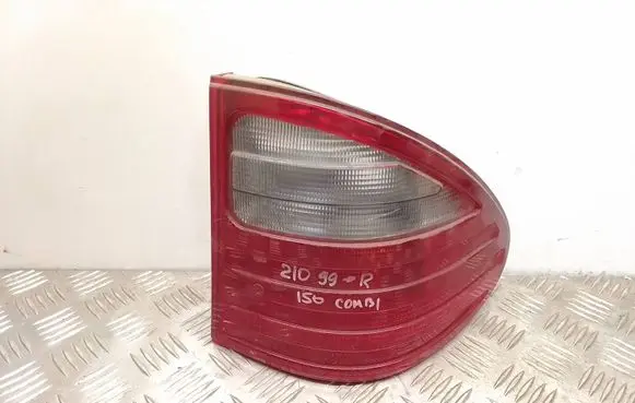 Mercedes-Benz E W210 Rear/tail lights A2108204864 3257