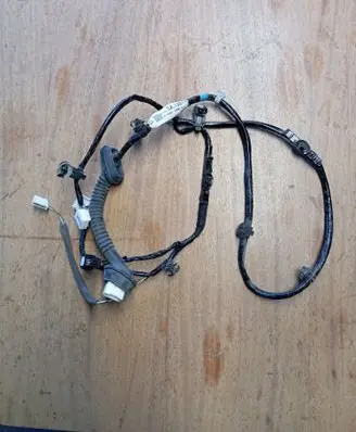 Subaru Outback (BT) Rear door wiring loom 81823AN00A