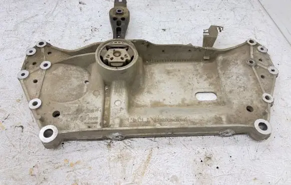 Skoda Octavia Mk2 (1Z) Front subframe 1K0199369G