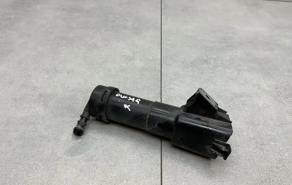 Nissan Pulsar Headlight washer spray nozzle 