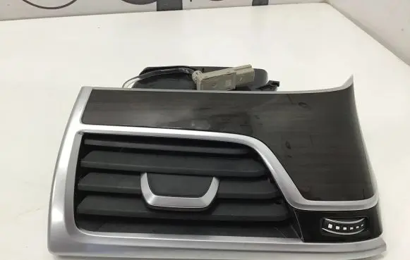 BMW 7 G11 G12 Dashboard glove box trim 6822154 912946731 9299497