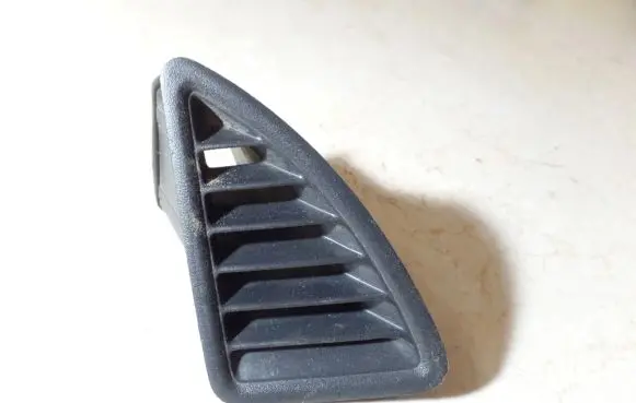 Infiniti G20 Dashboard side air vent grill/cover trim 687402J900