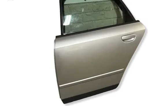 Audi A4 S4 B6 8E 8H Front door 