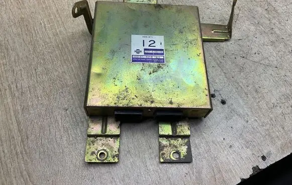 Nissan Sunny Engine control unit/module 2371066c00 A93b1565