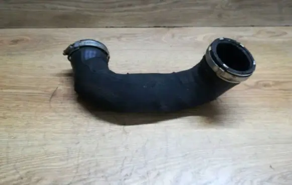 Audi A4 S4 B8 8K Intercooler hose/pipe 8K0145709E