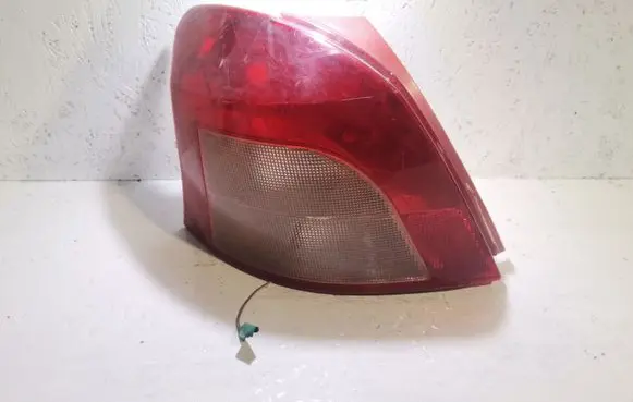 Toyota Yaris Rear/tail lights