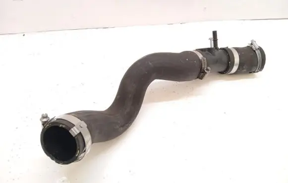 Ford Focus Engine coolant pipe/hose