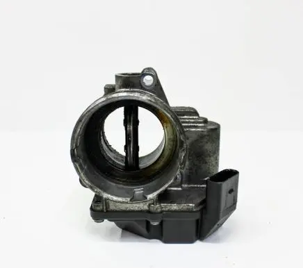 Volkswagen Eos Throttle valve 03G128063A