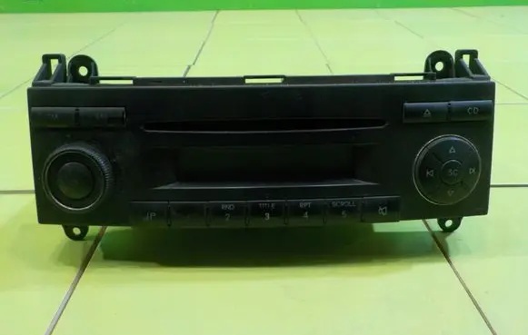 Volkswagen Crafter Radio/CD/DVD/GPS head unit 16AB36