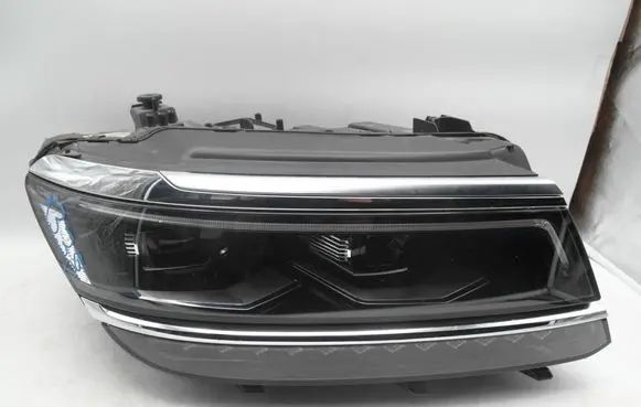 Volkswagen Tiguan Headlight/headlamp 5NB941082D B941082D
