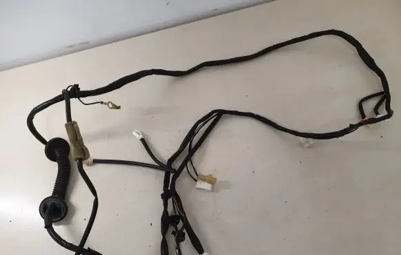 Subaru Outback Tailgate/trunk wiring harness 81817AJ020