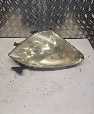 Toyota Corolla Verso AR10 Headlight/headlamp 