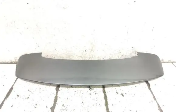 Tailgate/trunk spoiler