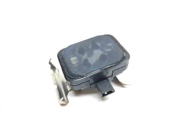 Jaguar XF X250 Rain sensor 8X2317D547BD 321328000