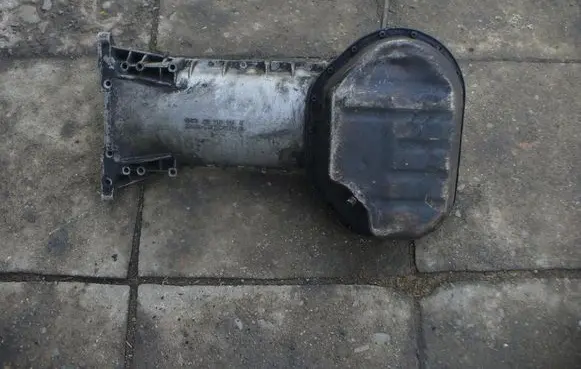 Mercedes-Benz SL R107 Oil sump
