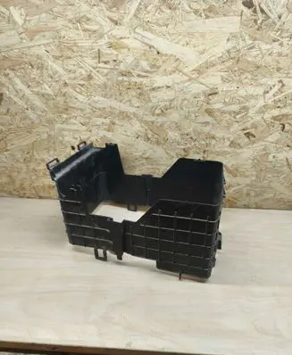 Volkswagen PASSAT CC Battery tray heat shield 3C0915335