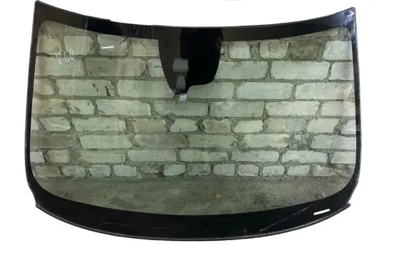 Volvo V60 Front windscreen/windshield window 